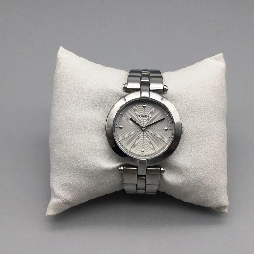 Timex Greenwich Womens Watch 32mm Silver Dial Stainless New Battery 6